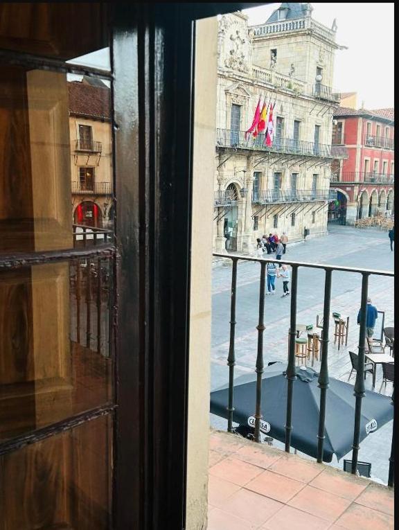 Arquitecto De La Vida- Plaza Mayor León Eksteriør billede